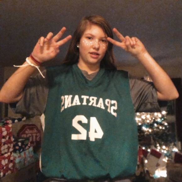 Meet your Posher, Lindsey - Picture 1 of 1